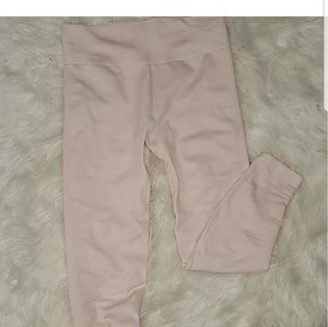 Aerie Move Leggings